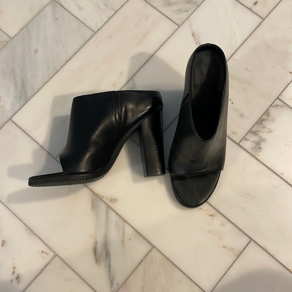 Tibi mules worn once